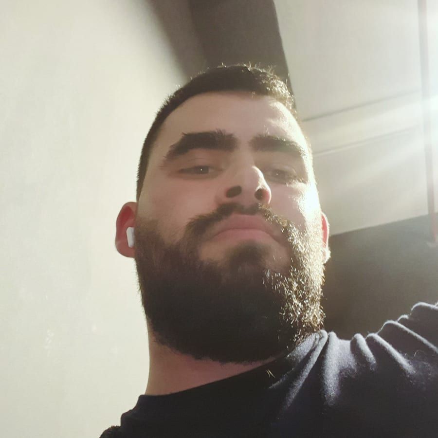 Profil de Kader